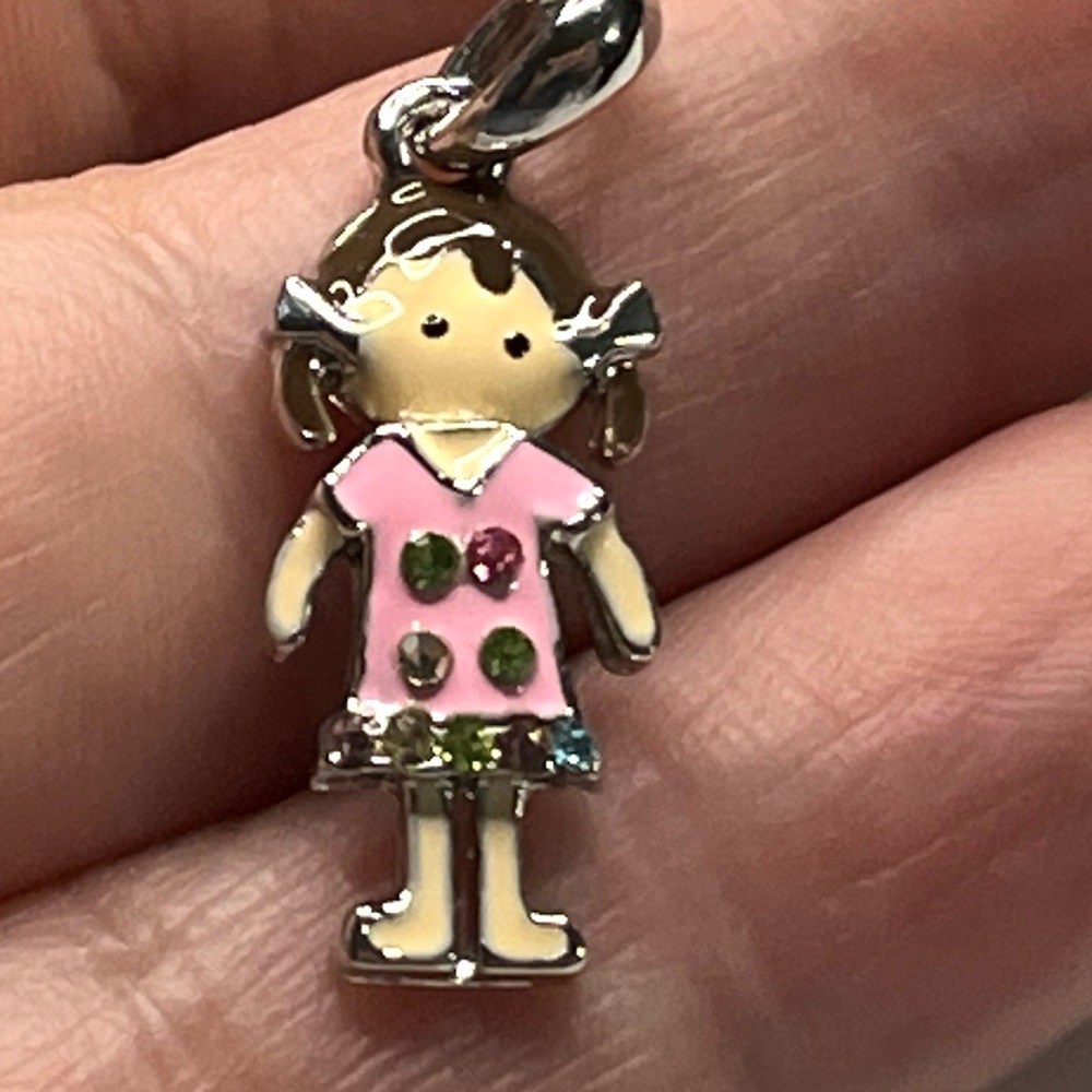 🐥 Wobbling Doll Charm - Picture 3 of 6